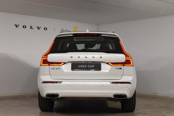Volvo XC60 T8 390PK Automaat Plug-in hybrid AWD Inscription / Head-up display / Elektrisch glazen panoramisch schuifdak / Achteruitrijcamera / Elektrisch bedienbare voorstoelen met geheugen / Verwarmbare stoelen / Keyless entry / Elektrische achterklep