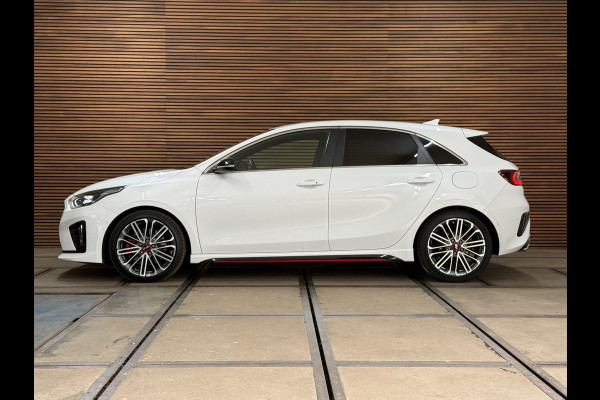 Kia Ceed 1.6 T-GDi GT | 204 PK | Alcantara | JBL | Camera | Stoelverwarming | Stuur verwarming | 18 Inch | 2019