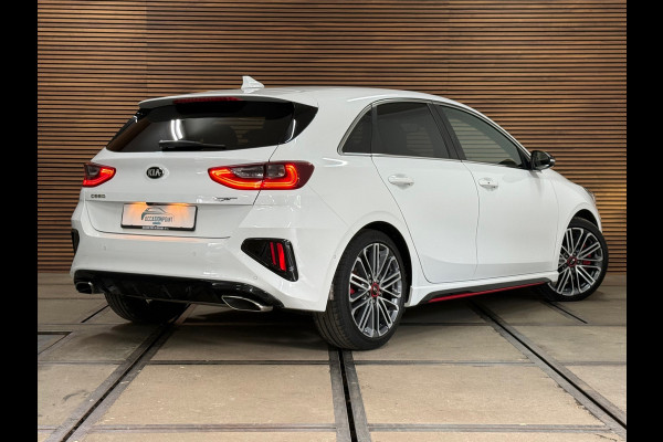 Kia Ceed 1.6 T-GDi GT | 204 PK | Alcantara | JBL | Camera | Stoelverwarming | Stuur verwarming | 18 Inch | 2019