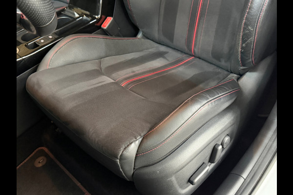 Kia Ceed 1.6 T-GDi GT | 204 PK | Alcantara | JBL | Camera | Stoelverwarming | Stuur verwarming | 18 Inch | 2019