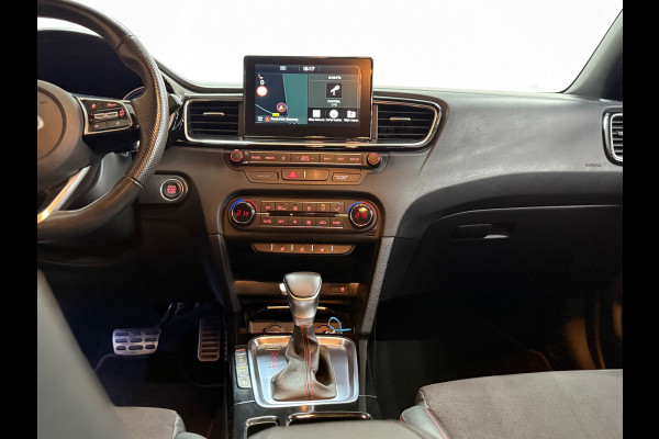 Kia Ceed 1.6 T-GDi GT | 204 PK | Alcantara | JBL | Camera | Stoelverwarming | Stuur verwarming | 18 Inch | 2019