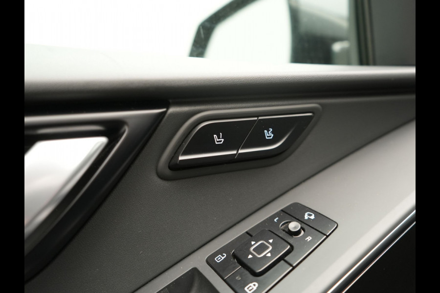 Kia Niro 1.6 GDi Hybrid ExecutiveLine 149pk | Trekhaak | Panodak | Adaptive Cruise | Head Up | Camera | Lederen Sportstoelen Memory & Ventilatie | Keyless | Apple Carplay | Stoel & Stuurverwarming | Virtual | Navigatie | DAB | 18"L.M |