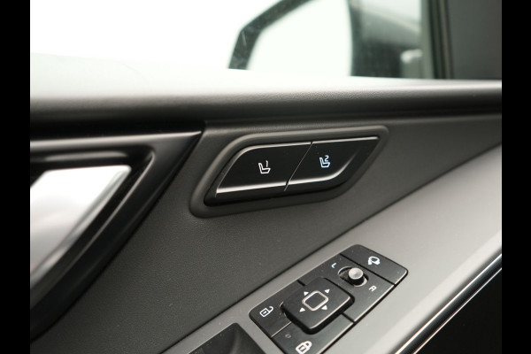Kia Niro 1.6 GDi Hybrid ExecutiveLine 149pk | Trekhaak | Panodak | Adaptive Cruise | Head Up | Camera | Lederen Sportstoelen Memory & Ventilatie | Keyless | Apple Carplay | Stoel & Stuurverwarming | Virtual | Navigatie | DAB | 18"L.M |