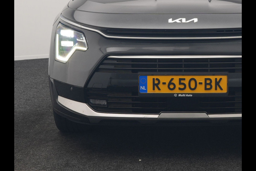 Kia Niro 1.6 GDi Hybrid ExecutiveLine 149pk | Trekhaak | Panodak | Adaptive Cruise | Head Up | Camera | Lederen Sportstoelen Memory & Ventilatie | Keyless | Apple Carplay | Stoel & Stuurverwarming | Virtual | Navigatie | DAB | 18"L.M |