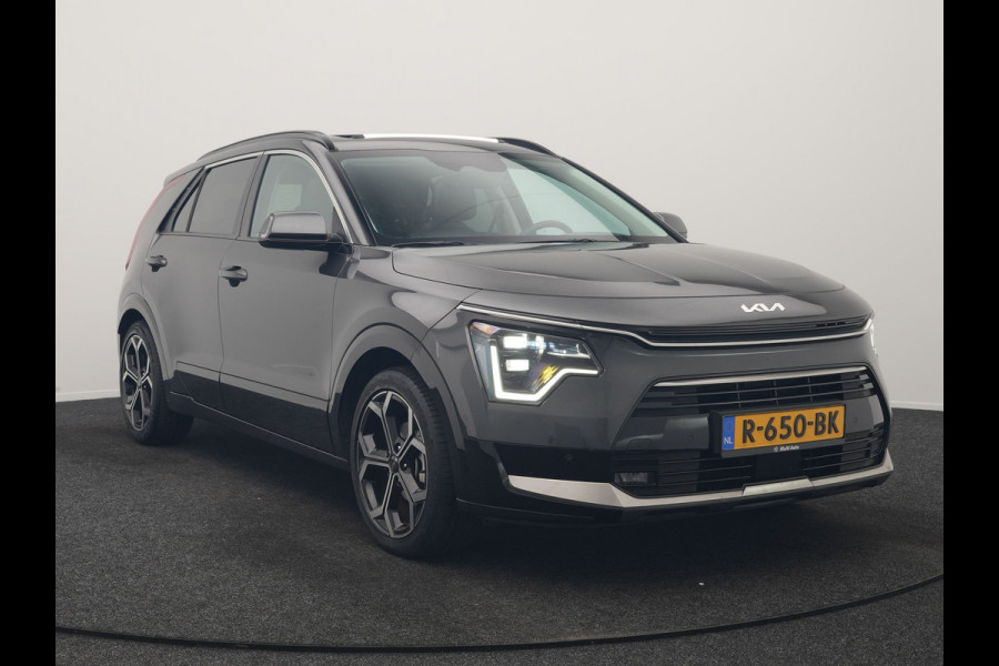 Kia Niro 1.6 GDi Hybrid ExecutiveLine 149pk | Trekhaak | Panodak | Adaptive Cruise | Head Up | Camera | Lederen Sportstoelen Memory & Ventilatie | Keyless | Apple Carplay | Stoel & Stuurverwarming | Virtual | Navigatie | DAB | 18"L.M |