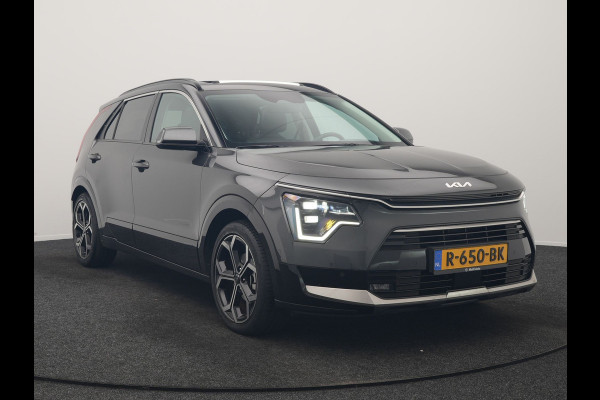 Kia Niro 1.6 GDi Hybrid ExecutiveLine 149pk | Trekhaak | Panodak | Adaptive Cruise | Head Up | Camera | Lederen Sportstoelen Memory & Ventilatie | Keyless | Apple Carplay | Stoel & Stuurverwarming | Virtual | Navigatie | DAB | 18"L.M |