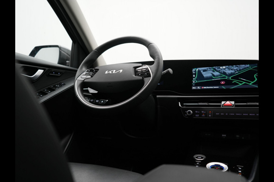 Kia Niro 1.6 GDi Hybrid ExecutiveLine 149pk | Trekhaak | Panodak | Adaptive Cruise | Head Up | Camera | Lederen Sportstoelen Memory & Ventilatie | Keyless | Apple Carplay | Stoel & Stuurverwarming | Virtual | Navigatie | DAB | 18"L.M |