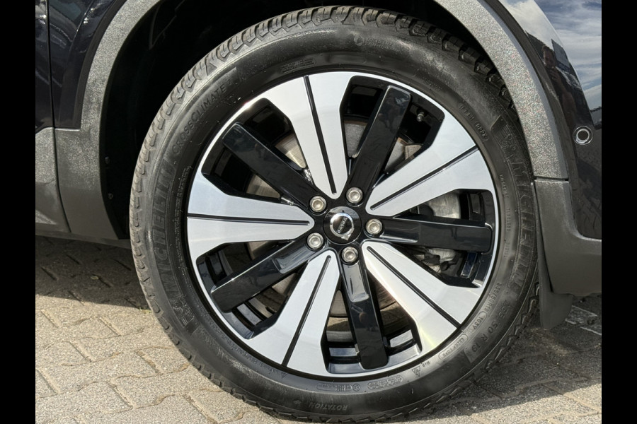 Volvo XC40 1.5 T4 Plug-in hybrid Plus Dark | Pano | Trekhaak | Pilot Assist | 360* Camera | 19 inch
