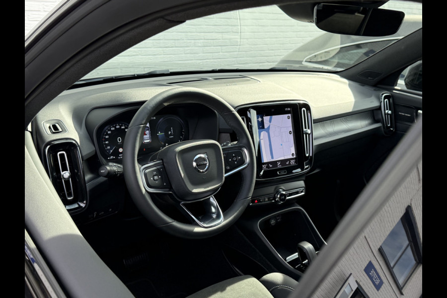 Volvo XC40 1.5 T4 Plug-in hybrid Plus Dark | Pano | Trekhaak | Pilot Assist | 360* Camera | 19 inch