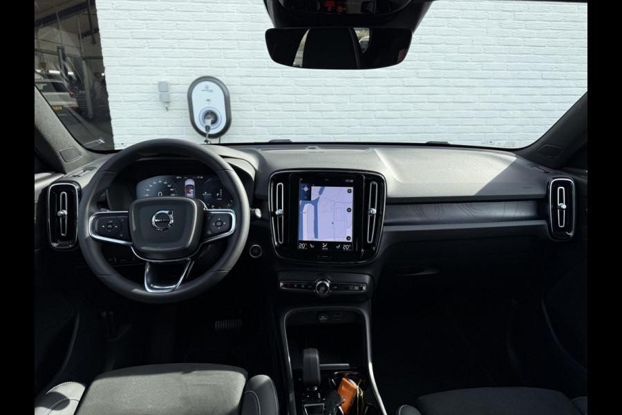 Volvo XC40 1.5 T4 Plug-in hybrid Plus Dark | Pano | Trekhaak | Pilot Assist | 360* Camera | 19 inch