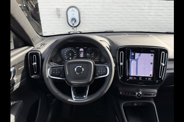 Volvo XC40 1.5 T4 Plug-in hybrid Plus Dark | Pano | Trekhaak | Pilot Assist | 360* Camera | 19 inch
