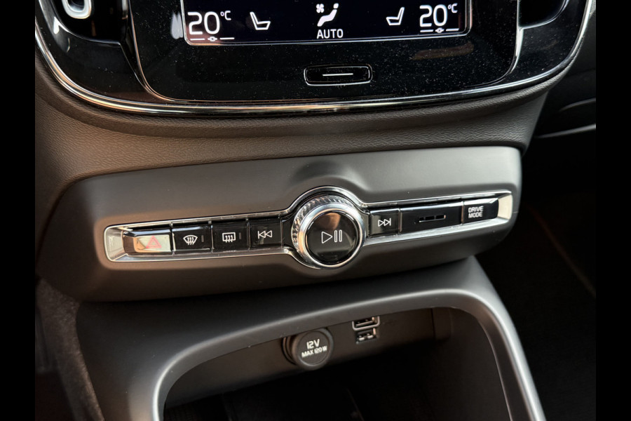 Volvo XC40 1.5 T4 Plug-in hybrid Plus Dark | Pano | Trekhaak | Pilot Assist | 360* Camera | 19 inch