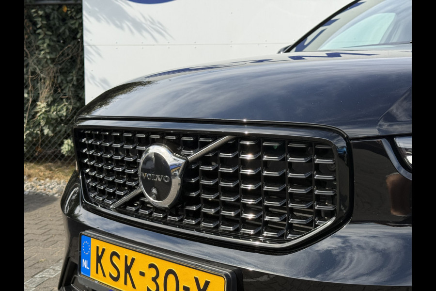 Volvo XC40 1.5 T4 Plug-in hybrid Plus Dark | Pano | Trekhaak | Pilot Assist | 360* Camera | 19 inch