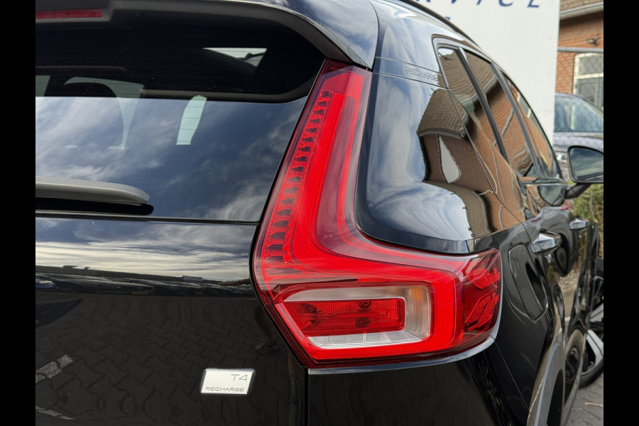 Volvo XC40 1.5 T4 Plug-in hybrid Plus Dark | Pano | Trekhaak | Pilot Assist | 360* Camera | 19 inch