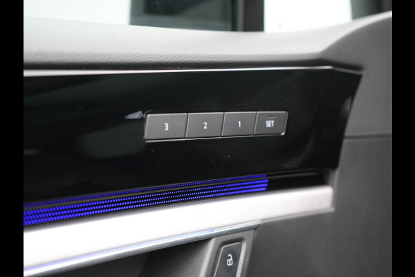 Volkswagen Touareg 3.0 TSi eHybrid 4MOTION PHEV 381pk Dealer O.H | Luchtvering | Trekhaak Af Fabriek | Panodak | Adaptive Cruise | Matrix LED | Lederen Sportstoelen Memory & Verwarmd | Keyless | Apple Carplay | Virtual | Navigatie | DAB | 21"L.M | Plug In Hybrid |