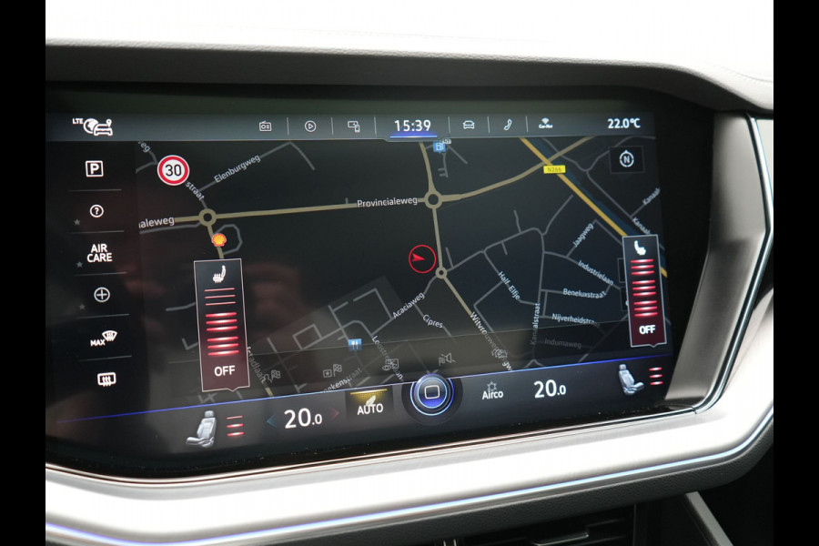 Volkswagen Touareg 3.0 TSi eHybrid 4MOTION PHEV 381pk Dealer O.H | Luchtvering | Trekhaak Af Fabriek | Panodak | Adaptive Cruise | Matrix LED | Lederen Sportstoelen Memory & Verwarmd | Keyless | Apple Carplay | Virtual | Navigatie | DAB | 21"L.M | Plug In Hybrid |
