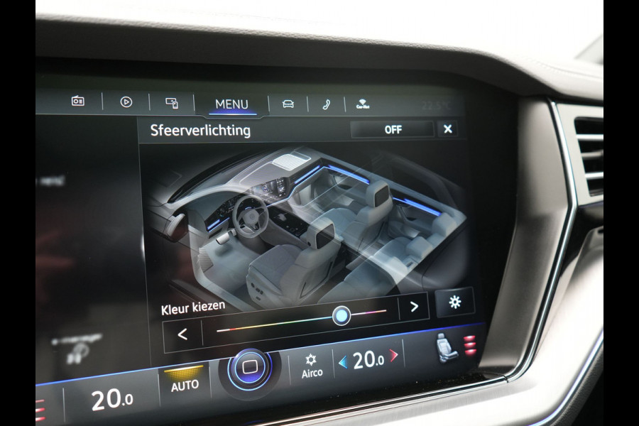 Volkswagen Touareg 3.0 TSi eHybrid 4MOTION PHEV 381pk Dealer O.H | Luchtvering | Trekhaak Af Fabriek | Panodak | Adaptive Cruise | Matrix LED | Lederen Sportstoelen Memory & Verwarmd | Keyless | Apple Carplay | Virtual | Navigatie | DAB | 21"L.M | Plug In Hybrid |