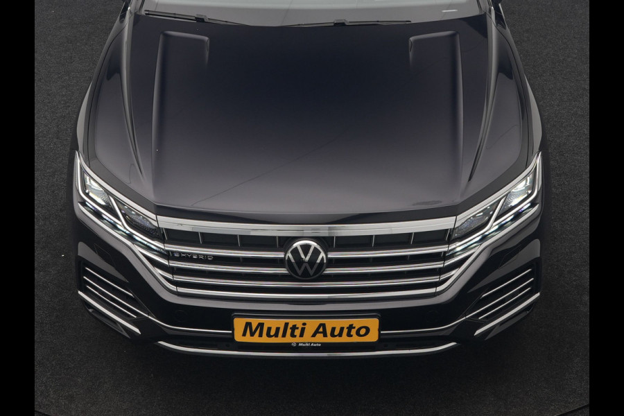 Volkswagen Touareg 3.0 TSi eHybrid 4MOTION PHEV 381pk Dealer O.H | Luchtvering | Trekhaak Af Fabriek | Panodak | Adaptive Cruise | Matrix LED | Lederen Sportstoelen Memory & Verwarmd | Keyless | Apple Carplay | Virtual | Navigatie | DAB | 21"L.M | Plug In Hybrid |