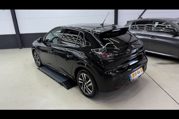 Peugeot 208 1.2 Allure panorama, 3D virtual display, Apple carplay cruise control