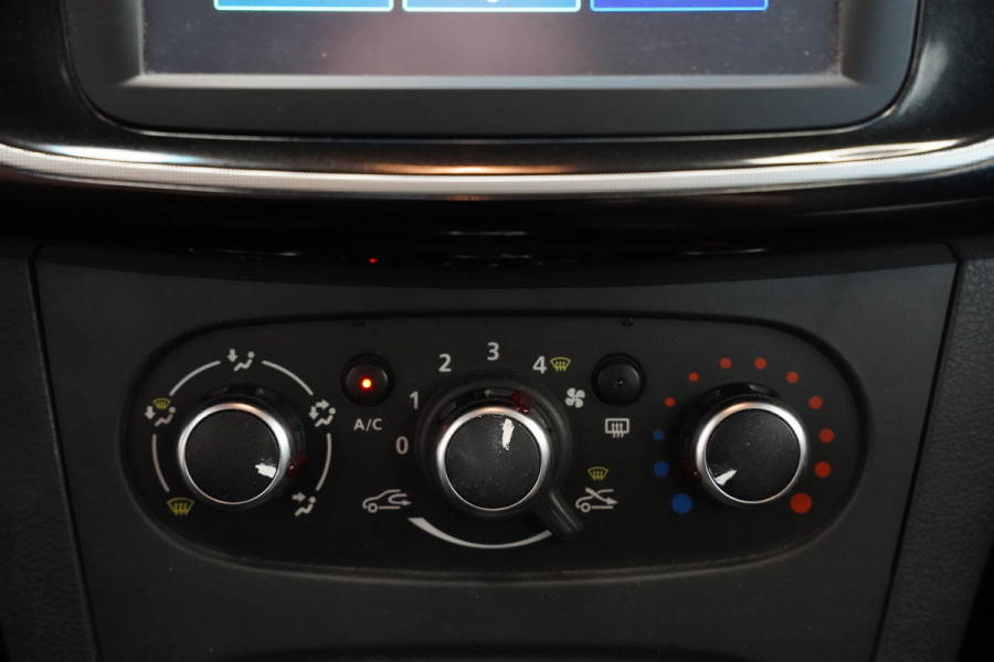 Dacia Sandero 0.9 TCe SL Stepway Automaat Achteruitrijcamera ALL Season Banden