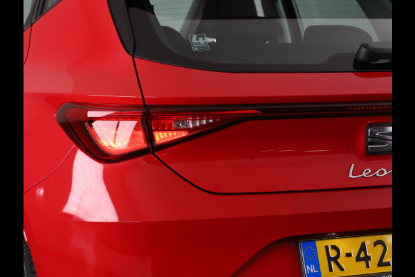 Seat Leon 1.0 TSI Reference 90 pk | Navigatie via App | Autom. airco | Cruise control | LED koplampen | Apple Carplay/Android Auto |