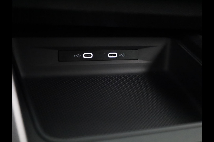 Seat Leon 1.0 TSI Reference 90 pk | Navigatie via App | Autom. airco | Cruise control | LED koplampen | Apple Carplay/Android Auto |