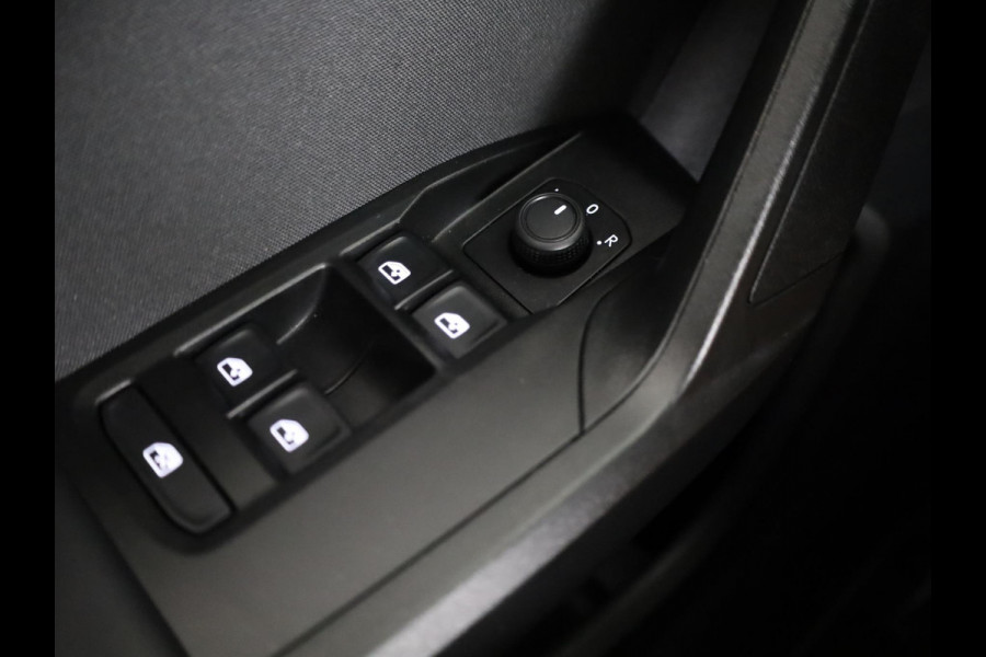 Seat Leon 1.0 TSI Reference 90 pk | Navigatie via App | Autom. airco | Cruise control | LED koplampen | Apple Carplay/Android Auto |