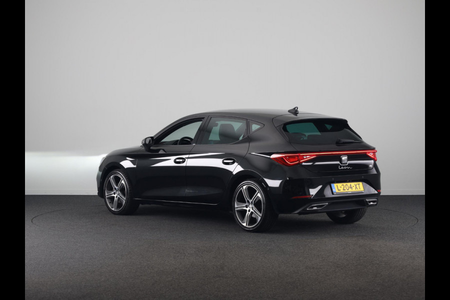 Seat Leon 1.5 eTSI FR Business Intense 150 pk Automaat | Navigatie | Parkeersensoren (Park assist) | Achteruitrijcamera | Elektr. bestuurdersstoel met geheugen | Keyless | Stoel/stuur verwarming |