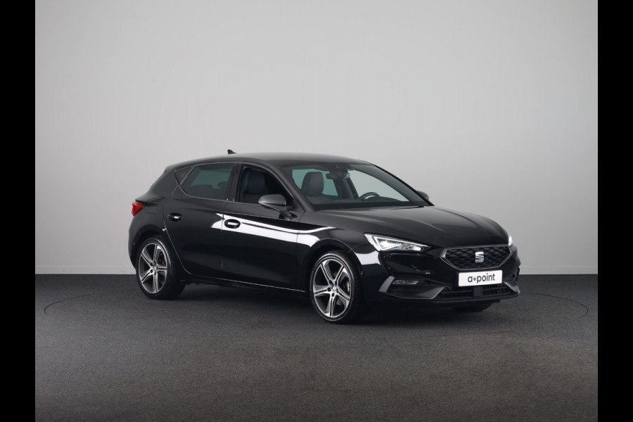 Seat Leon 1.5 eTSI FR Business Intense 150 pk Automaat | Navigatie | Parkeersensoren (Park assist) | Achteruitrijcamera | Elektr. bestuurdersstoel met geheugen | Keyless | Stoel/stuur verwarming |