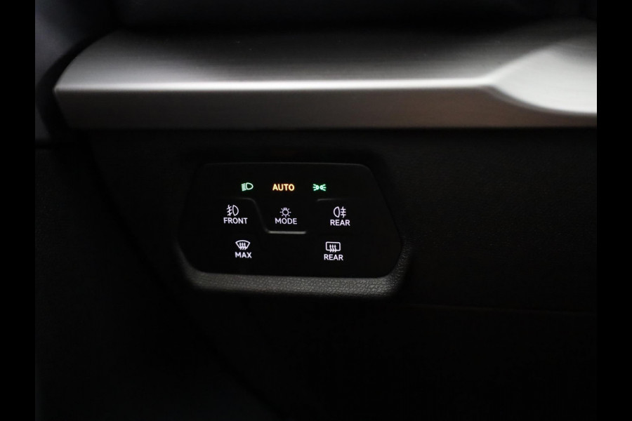 Seat Leon 1.5 eTSI FR Business Intense 150 pk Automaat | Navigatie | Parkeersensoren (Park assist) | Achteruitrijcamera | Elektr. bestuurdersstoel met geheugen | Keyless | Stoel/stuur verwarming |