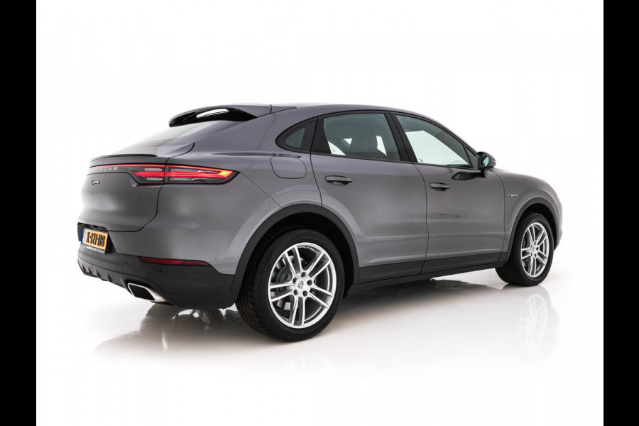 Porsche Cayenne Coupé 3.0 E-Hybrid AWD (Plug-in) {SoH-94%} (INCL-BTW) Aut. *PANO | LEATHER | FULL-LED | SPORT-CHRONO | TOPVIEW | ADAPTIVE-CRUISE | BOSE-AUDIO | DAB+ | NAVI-FULLMAP | SPORTSEATS | SHIFTPADDLES | KEYLESS | ECC | PDC | 20"AL