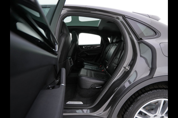 Porsche Cayenne Coupé 3.0 E-Hybrid AWD (Plug-in) {SoH-94%} (INCL-BTW) Aut. *PANO | LEATHER | FULL-LED | SPORT-CHRONO | TOPVIEW | ADAPTIVE-CRUISE | BOSE-AUDIO | DAB+ | NAVI-FULLMAP | SPORTSEATS | SHIFTPADDLES | KEYLESS | ECC | PDC | 20"AL