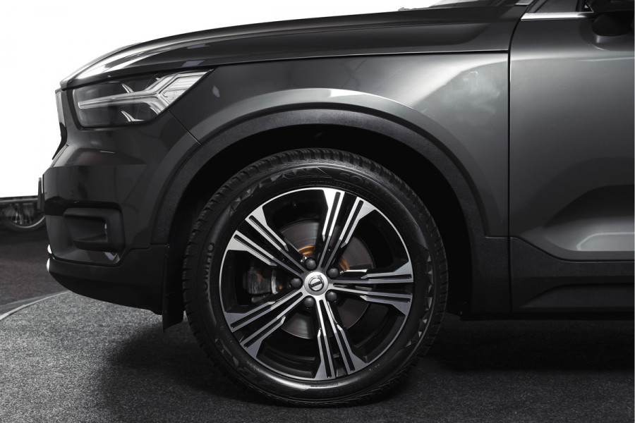 Volvo XC40 2.0 T4 190 PK Inscription Orig. NL | S/K-Panodak | Dig. Cockpit | Cruise | Winterpakket | Camera | NAV+App. Connect | ECC | Elek. Klep | Trekhaak | LM 19" |