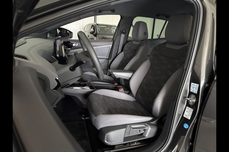 Volkswagen ID.4 Pure 52 kWh NAVI/CARPLAY/IQ.LIGHT