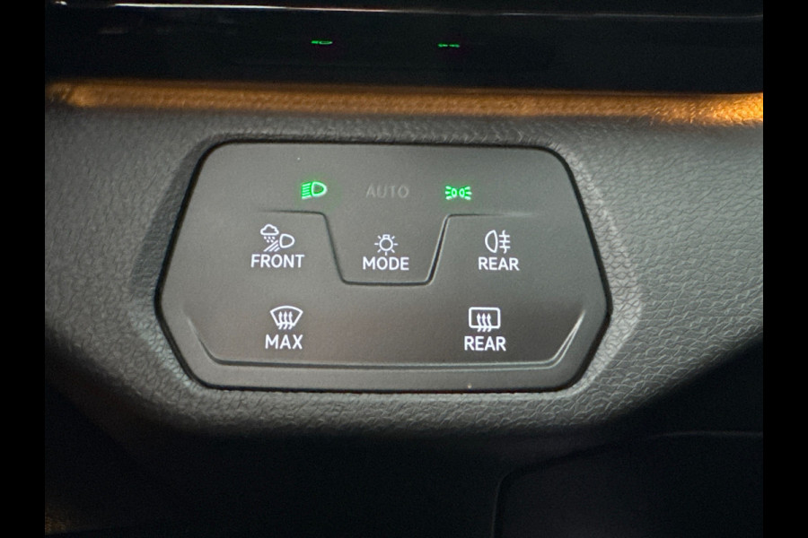 Volkswagen ID.4 Pure 52 kWh NAVI/CARPLAY/IQ.LIGHT