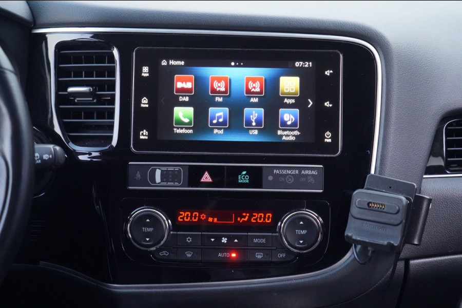 Mitsubishi Outlander 2.4 PHEV Pure+ / 18 Inch / 119dkm NAP / Carplay / Camera / NL-Auto