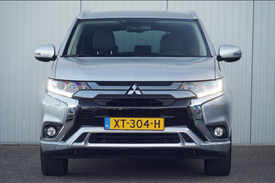 Mitsubishi Outlander 2.4 PHEV Pure+ / 18 Inch / 119dkm NAP / Carplay / Camera / NL-Auto