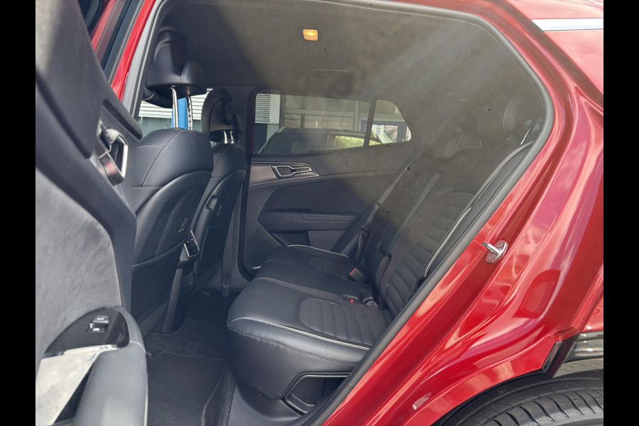 Kia Sportage 1.6 T-GDi Plug-in Hybrid AWD GT-Line | Trekhaak | Standkachel | Stoelverwarming & Ventilatie | 360 camera | Harman Kardon |