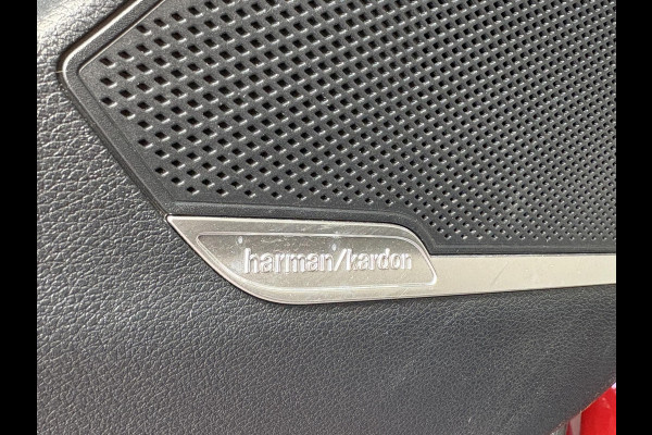 Kia Sportage 1.6 T-GDi Plug-in Hybrid AWD GT-Line | Trekhaak | Standkachel | Stoelverwarming & Ventilatie | 360 camera | Harman Kardon |