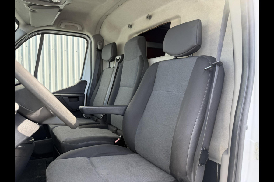 Renault Master T35 2.3 dCi L4H3 DL*A/C*CRUISE*3-P*HAAK*3500KG*