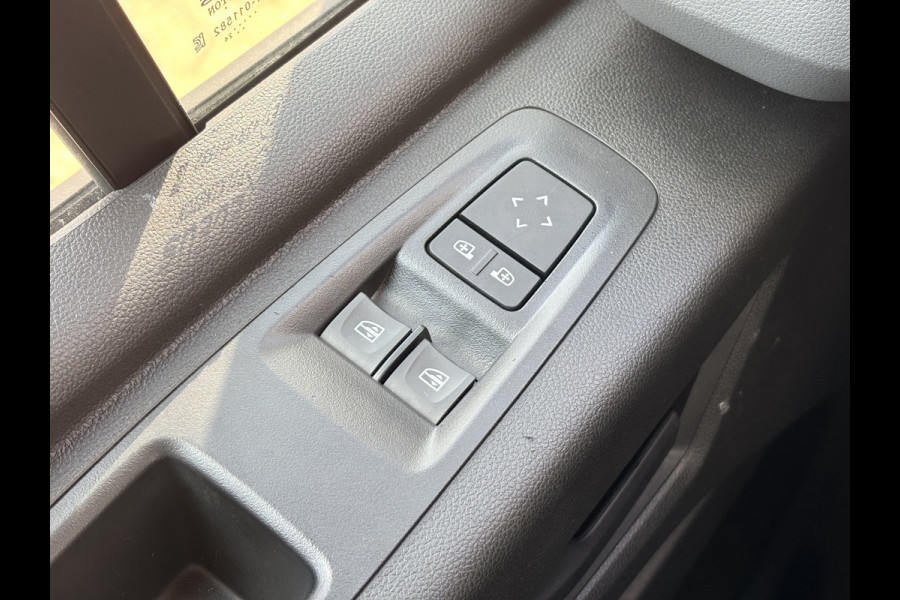 Renault Master DCI 150pk Advance L3H2 BPM-VRIJ Cruise Control Carplay Airco LED Parkeersensoren Achter