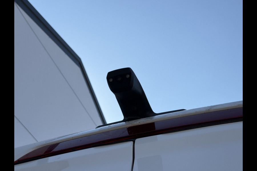 Maxus eDeliver 9 72 kWh 204PK L2H2 280km WLTP Snelladen LED Carplay Cruise control Camera Airco Parkeersensoren v+a