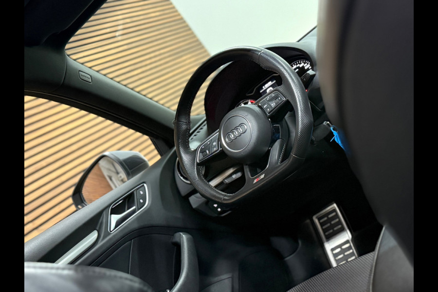 Audi A3 Sportback 1.5 TFSI CoD Sport S-Line Edition | Pano | Cruise | 18 Inch | Sportstoelen | LED | Navigatie | Trekhaak| NAP |