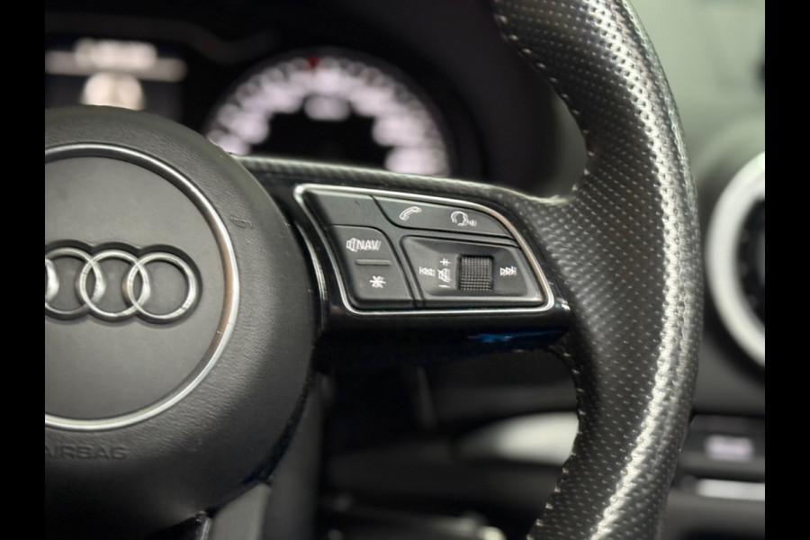 Audi A3 Sportback 1.5 TFSI CoD Sport S-Line Edition | Pano | Cruise | 18 Inch | Sportstoelen | LED | Navigatie | Trekhaak| NAP |