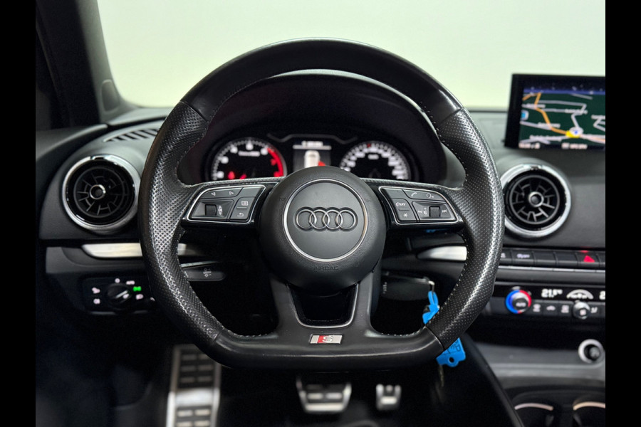Audi A3 Sportback 1.5 TFSI CoD Sport S-Line Edition | Pano | Cruise | 18 Inch | Sportstoelen | LED | Navigatie | Trekhaak| NAP |