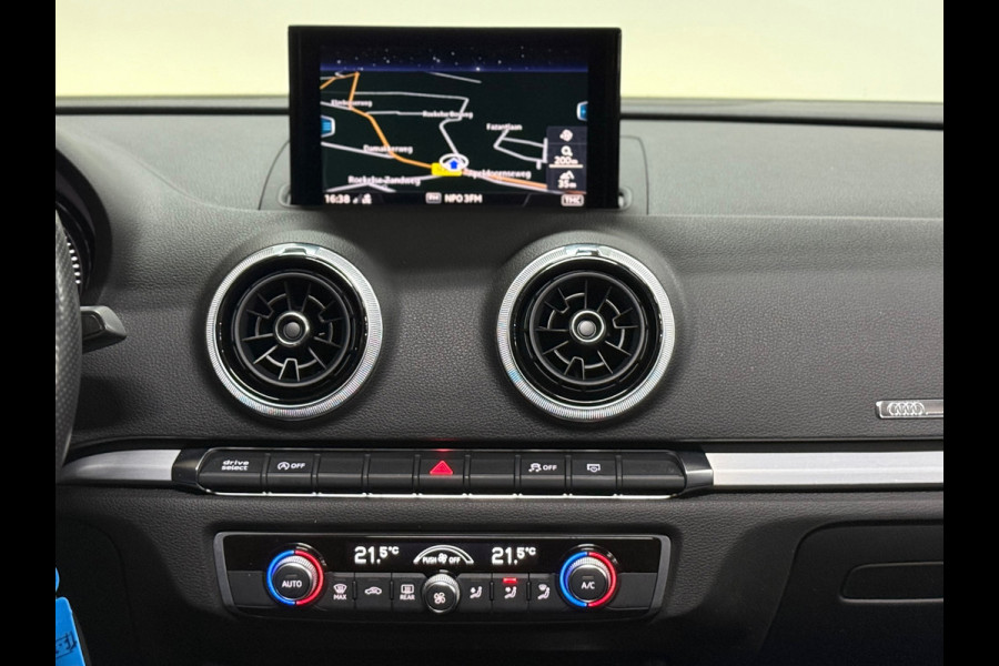 Audi A3 Sportback 1.5 TFSI CoD Sport S-Line Edition | Pano | Cruise | 18 Inch | Sportstoelen | LED | Navigatie | Trekhaak| NAP |