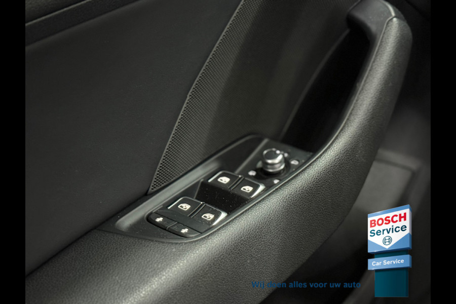Audi A3 Sportback 1.5 TFSI CoD Sport S-Line Edition | Pano | Cruise | 18 Inch | Sportstoelen | LED | Navigatie | Trekhaak| NAP |