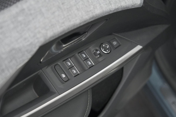 Peugeot 5008 1.2 Hybrid 145 GT 7p | Adaptieve Cruise Control | Camera | Elektrische Kofferklep | Stoelverwarming