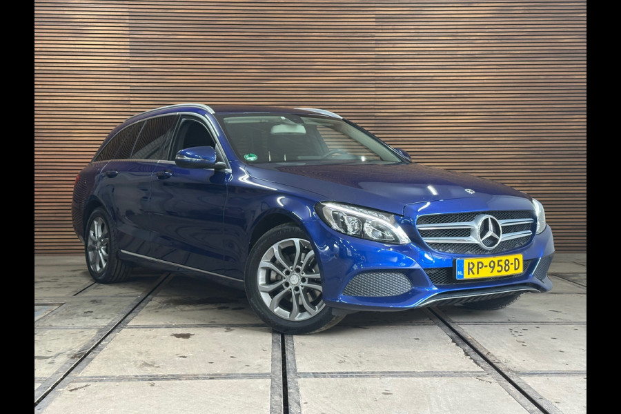 Mercedes-Benz C-Klasse Estate C200 Estate Avantgarde Automaat | LED|Trekhaak|Stoelverwarming|Navi|Camera|Elektrische Achterklep