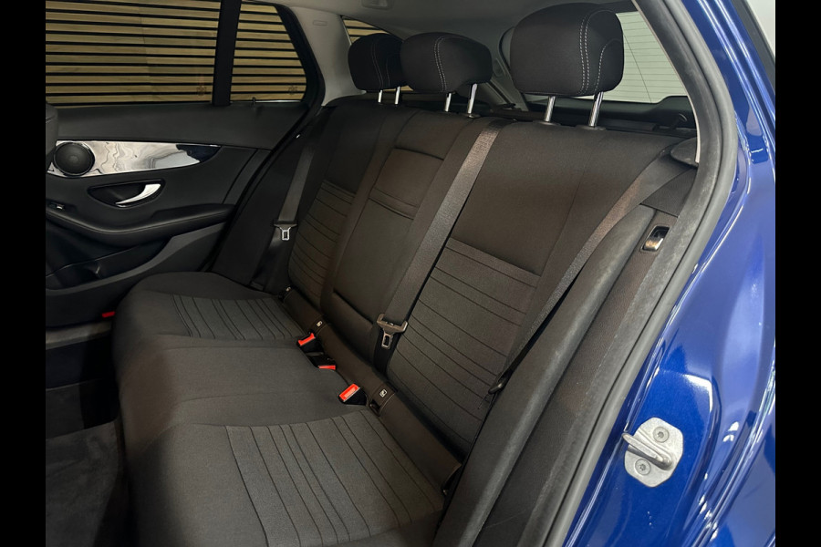 Mercedes-Benz C-Klasse Estate C200 Estate Avantgarde Automaat | LED|Trekhaak|Stoelverwarming|Navi|Camera|Elektrische Achterklep